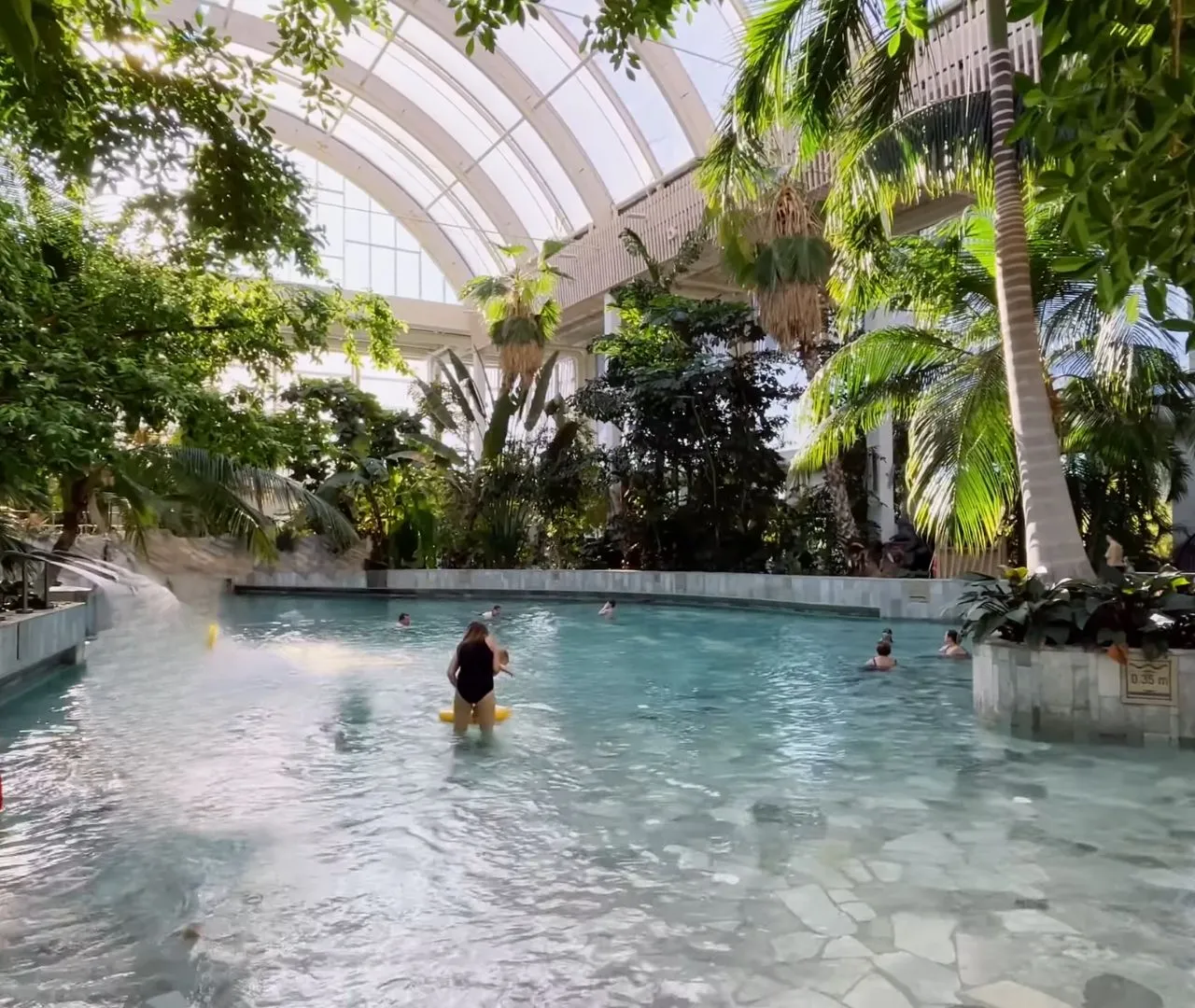 Ferienparks mit Schwimmbad im Überblick Ferienparks mit Schwimmbad im Überblick