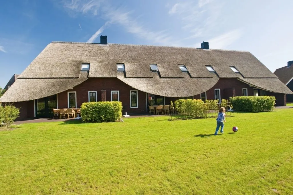 Die besten Gruppenunterkünfte ab 20 Personen in Ferienparks im Resort Hof van Saksen