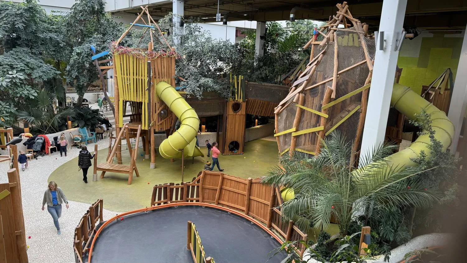 Baluba Indoorspielwelt im Center Parcs Park Allgäu Baluba Indoorspielwelt im Center Parcs Park Allgäu