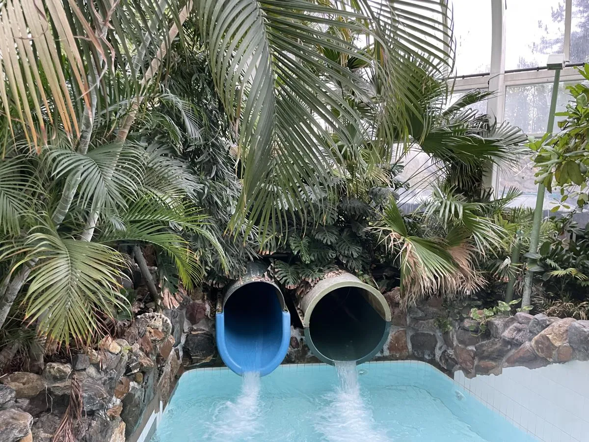Wasserrutschen im Aqua Mundo des Center Parcs De Vossemeren