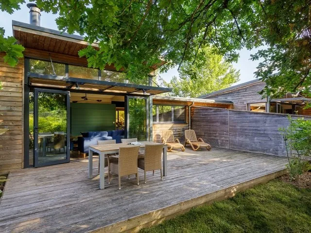 Holz-VIP Ferienhaus