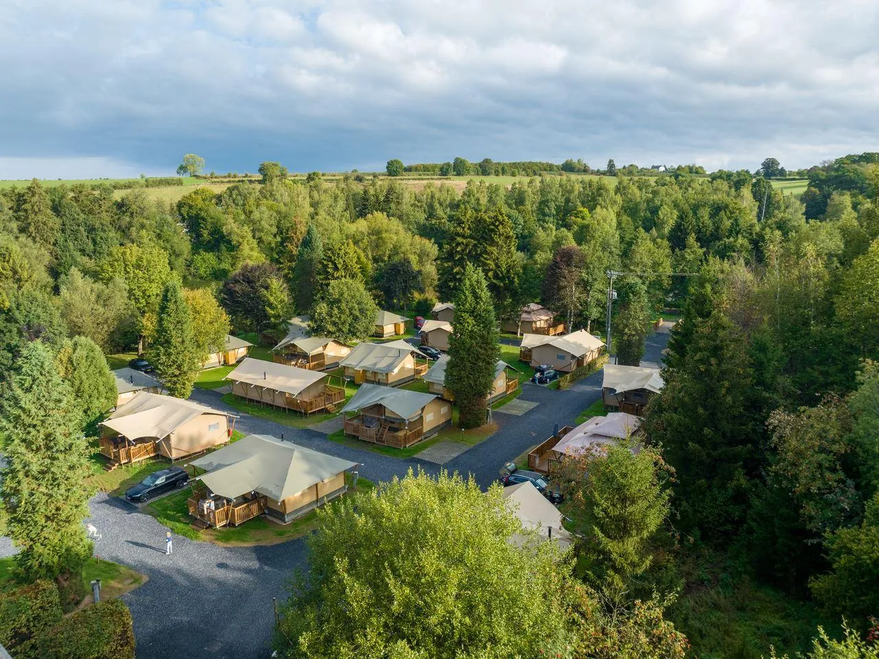 Landal Glamping Neufchâteau in Neufchâteau, Région Wallonne - Bild 8