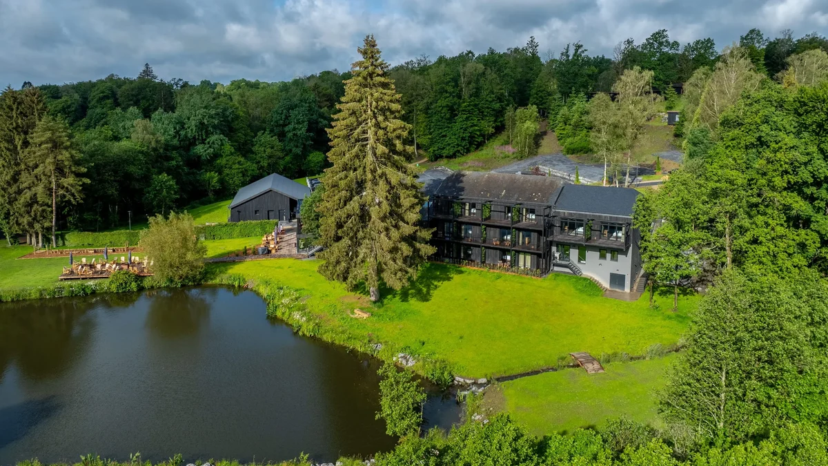 Landal Hillview Resort Grandvoir in Neufchâteau, Région Wallonne - Bild 6