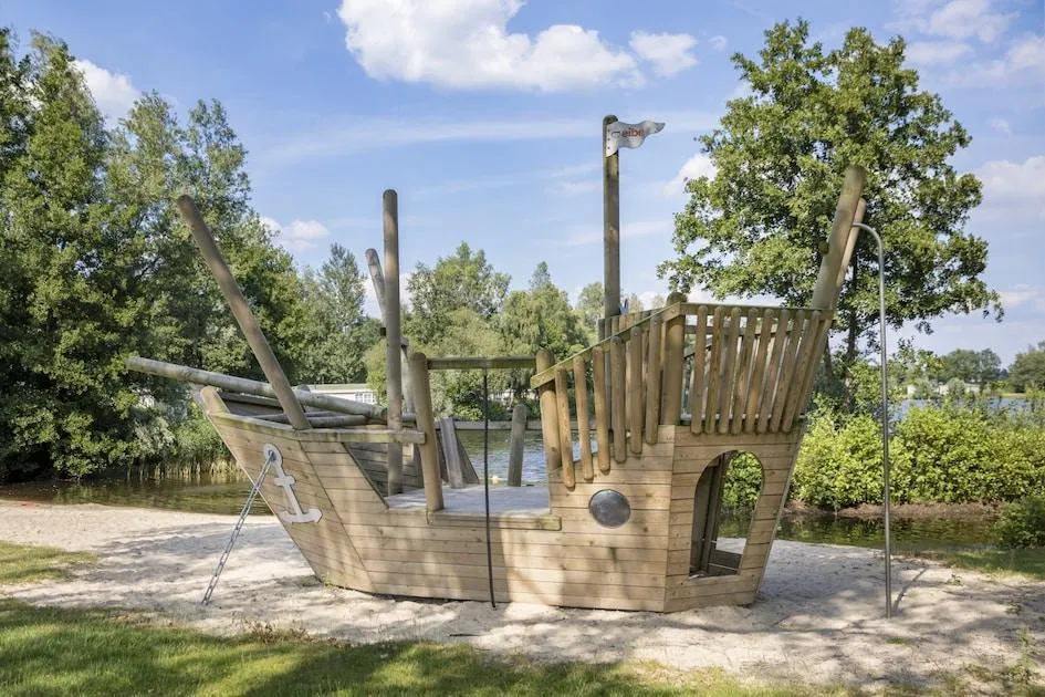 Landal Recreatiepark De Tolplas in Hoge Hexel, Overijssel – Bild 7