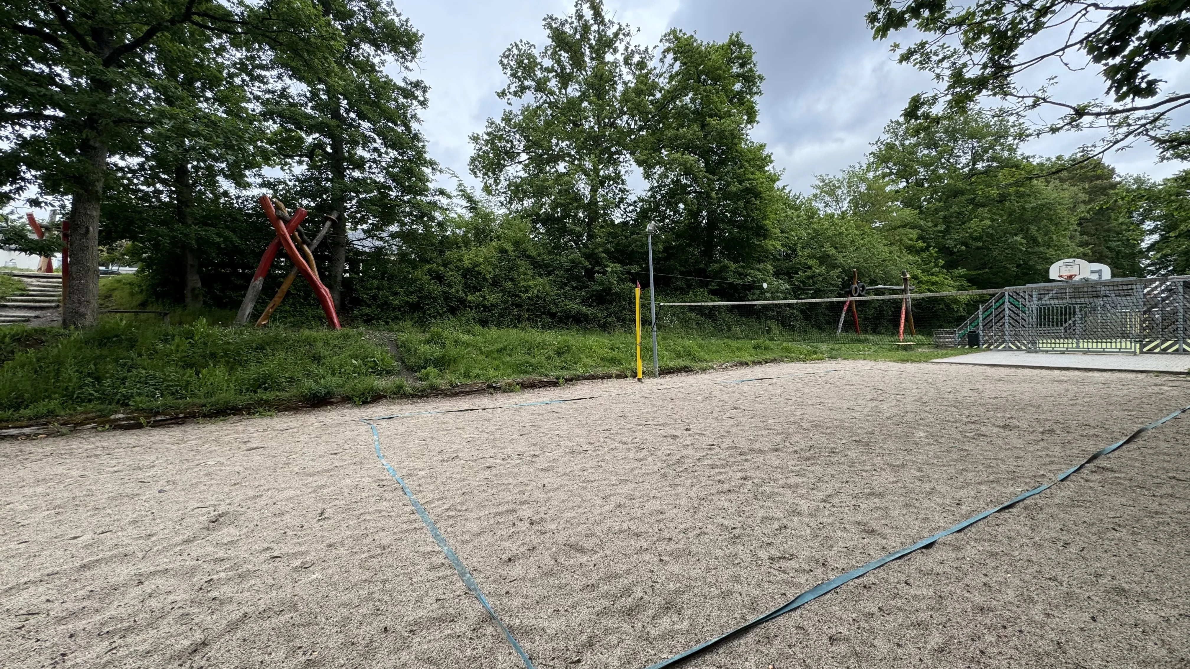 Beachvolleyballfeld im Landal Sonnenberg