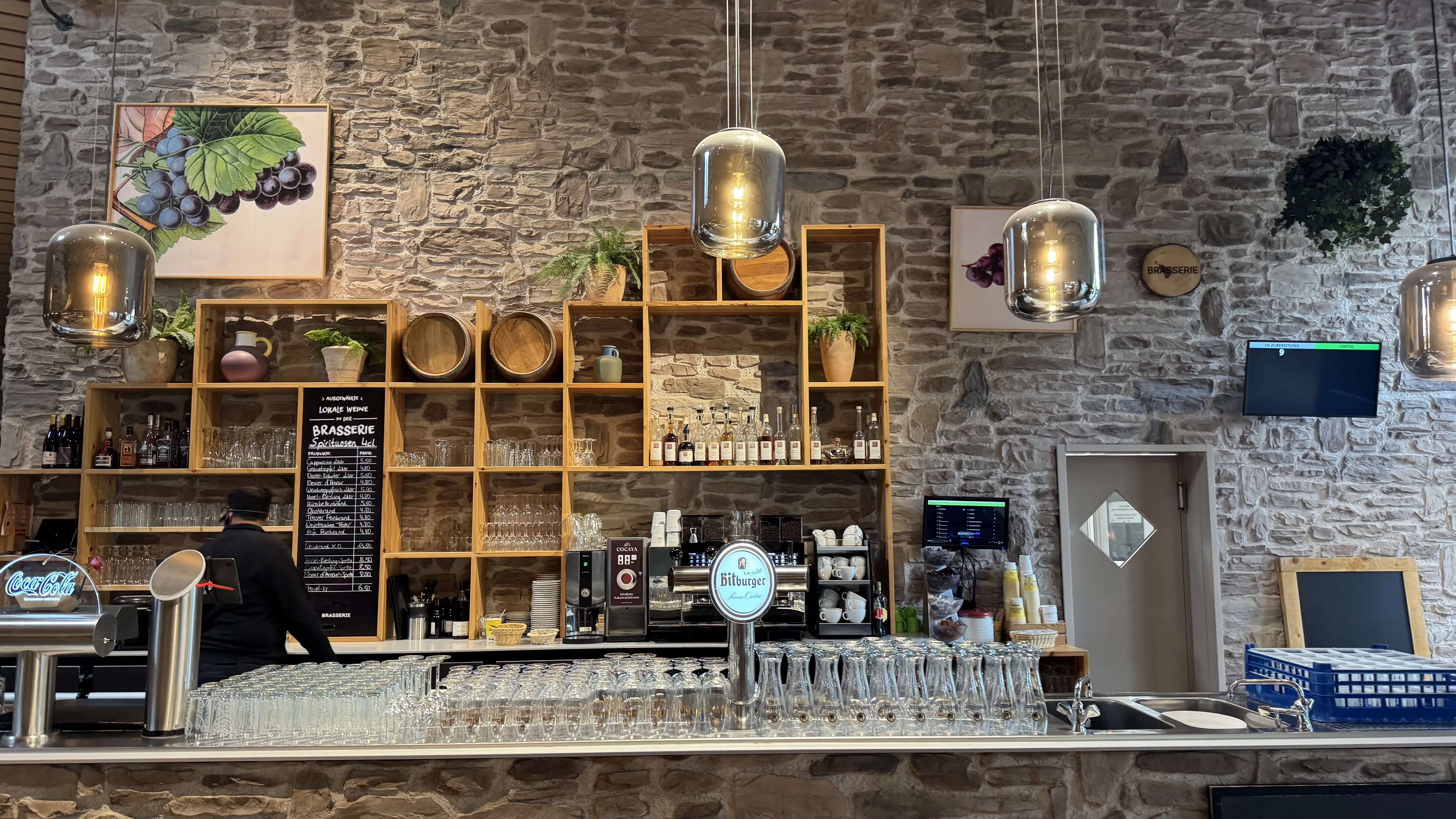 Brasserie und Café im Zentralgebäude des Landal Sonnenberg