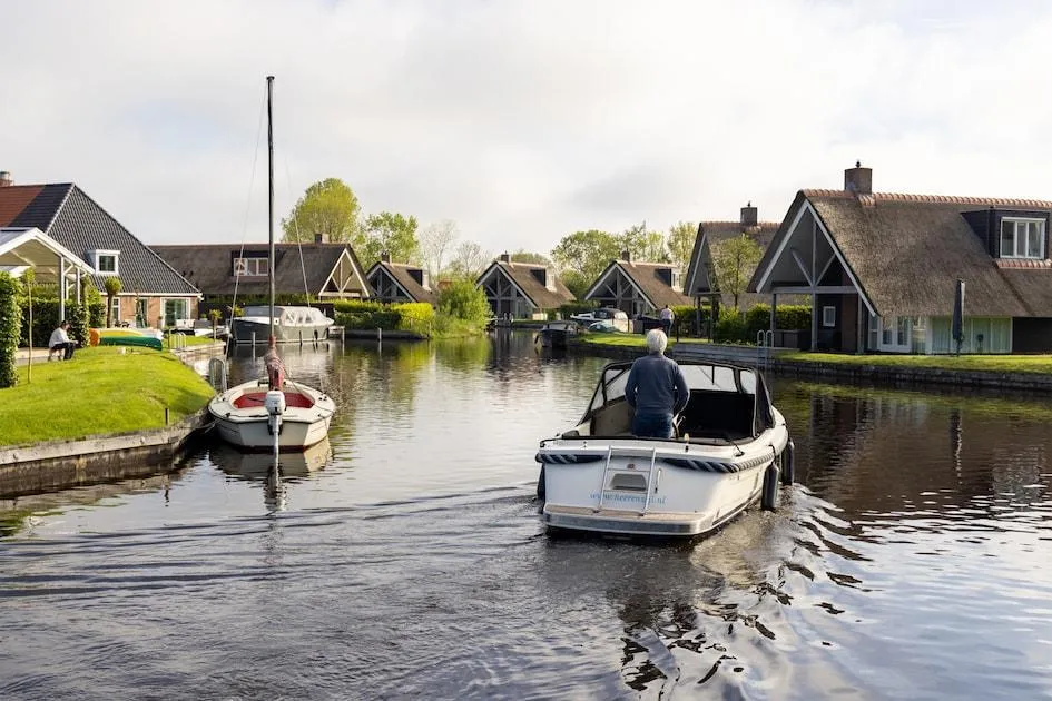 Landal Waterpark Terkaple in Terkaple, Friesland – Bild 1