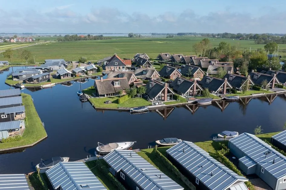Landal Waterpark Terkaple in Terkaple, Friesland – Bild 12