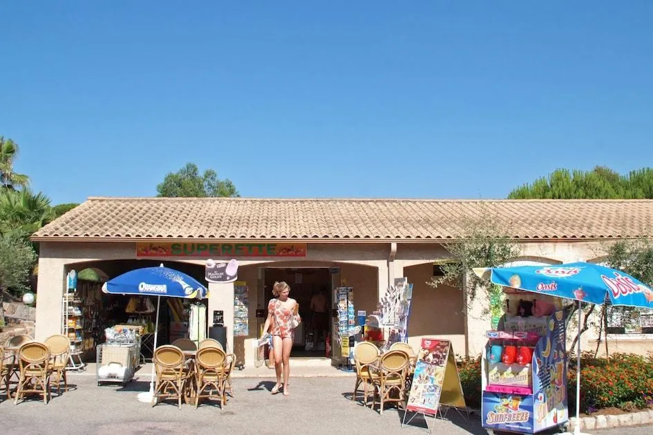 Leï Suves in Roquebrune-Sur-Argens, Provence-Alpes-Côte d’Azur – Bild 8