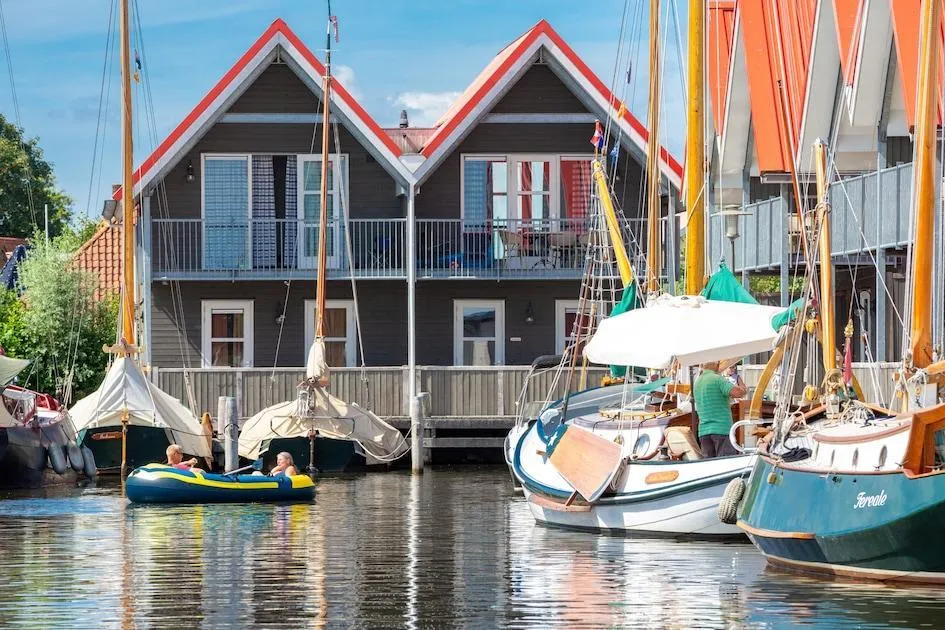 Roompot Havenresort Terherne in Terherne, Friesland – Bild 3