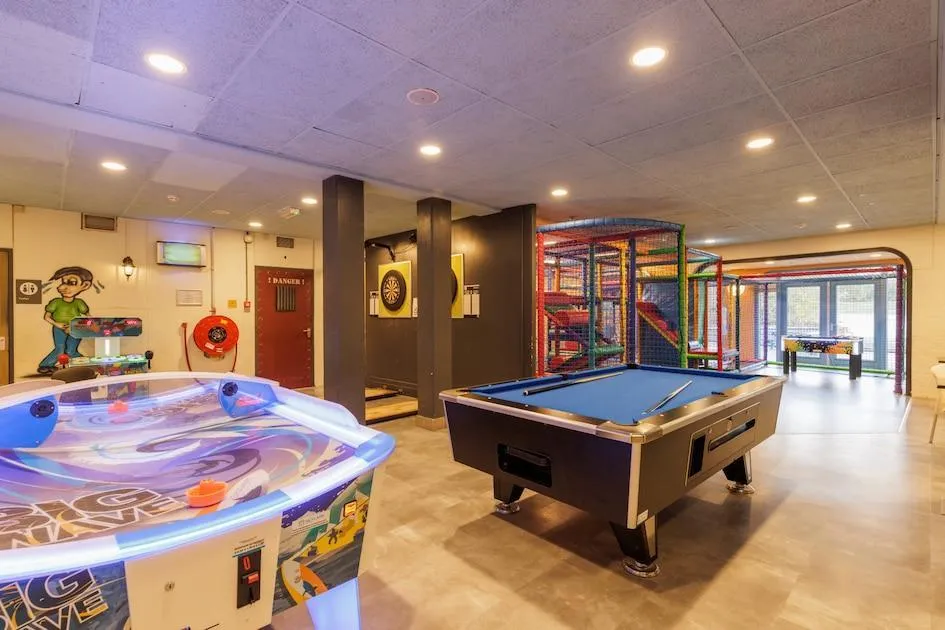 Roompot Vakantiepark Hunzedal in Borger, Drenthe – Bild 4