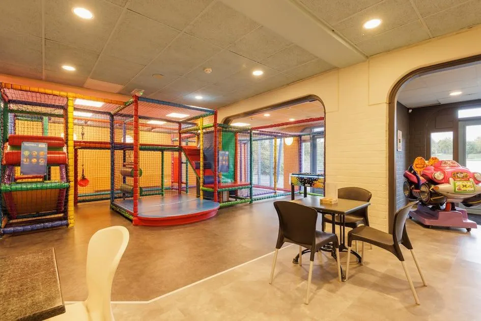 Roompot Vakantiepark Hunzedal in Borger, Drenthe – Bild 5