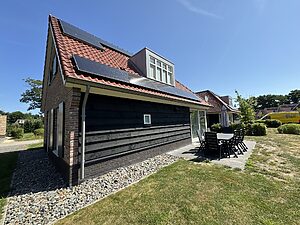 Landal Kaatsheuvel mit Terrasse