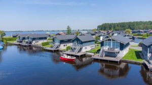 Landal Waterpark Sneekermeer 10 landal-waterpark-sneekermeer_pic10